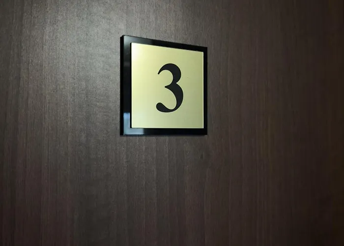 Kwadrat Jalowego B&B *