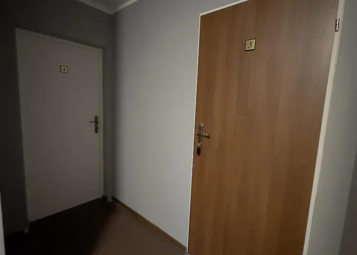 Kwadrat Jalowego B&B