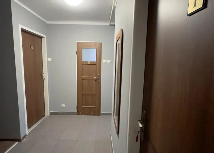 Kwadrat Jalowego B&B *