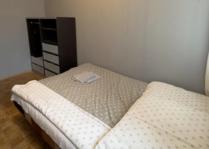 Kwadrat Jalowego Bed and breakfast