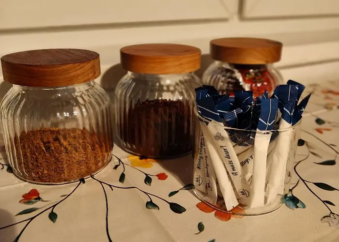 Kwadrat Jalowego B&B