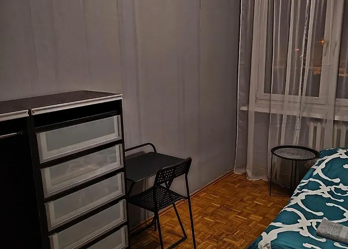 Kwadrat Jałowego Nocleg ze śniadaniem Rzeszów